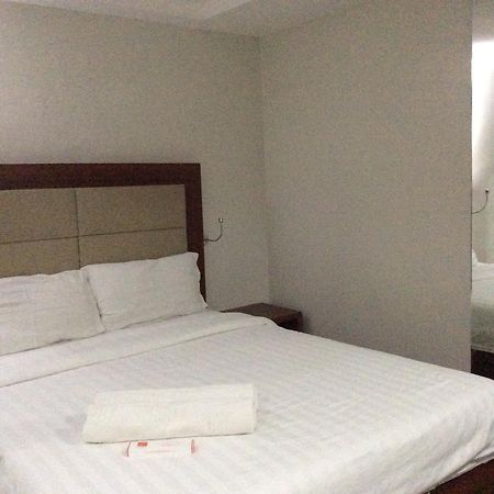 Cherry Midtown Hotel Olongapo Camera foto