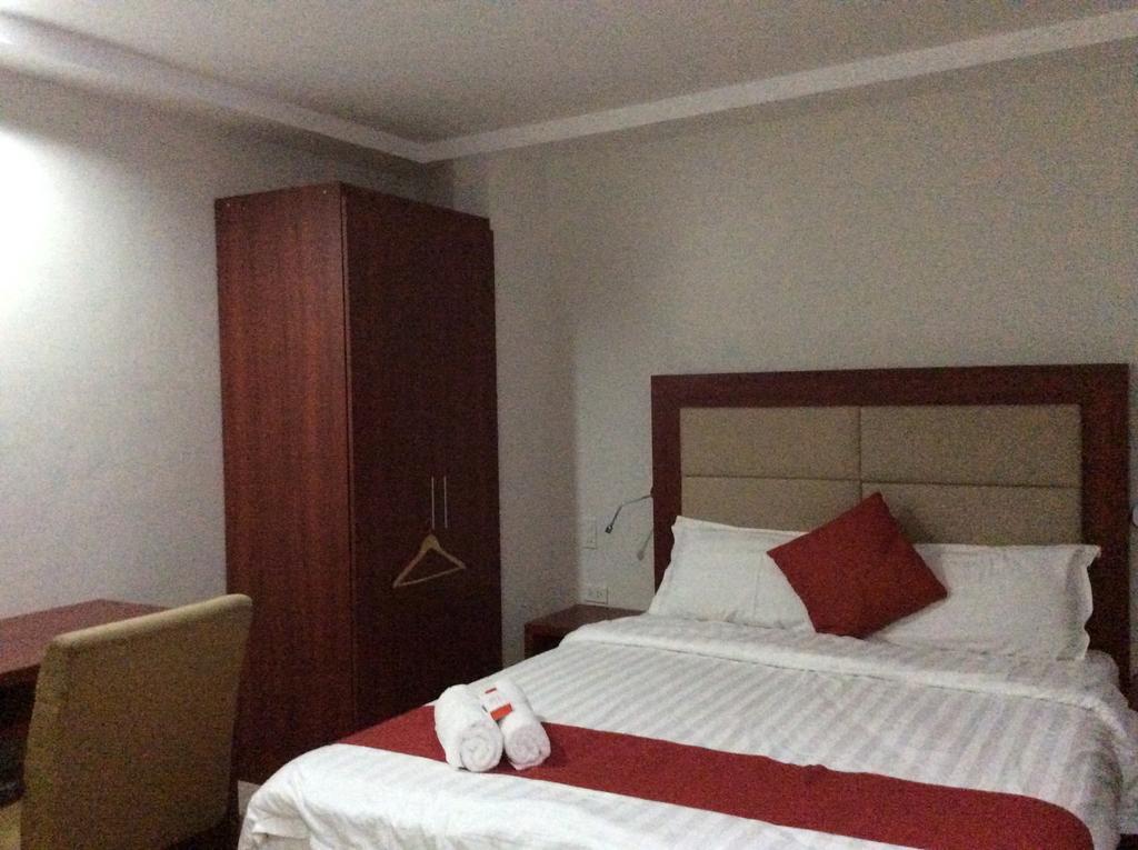 Cherry Midtown Hotel Olongapo Camera foto