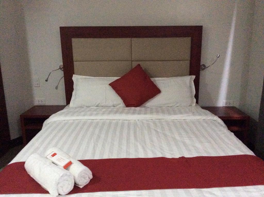 Cherry Midtown Hotel Olongapo Camera foto