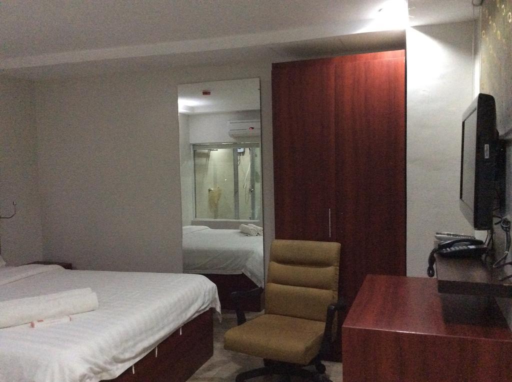 Cherry Midtown Hotel Olongapo Camera foto