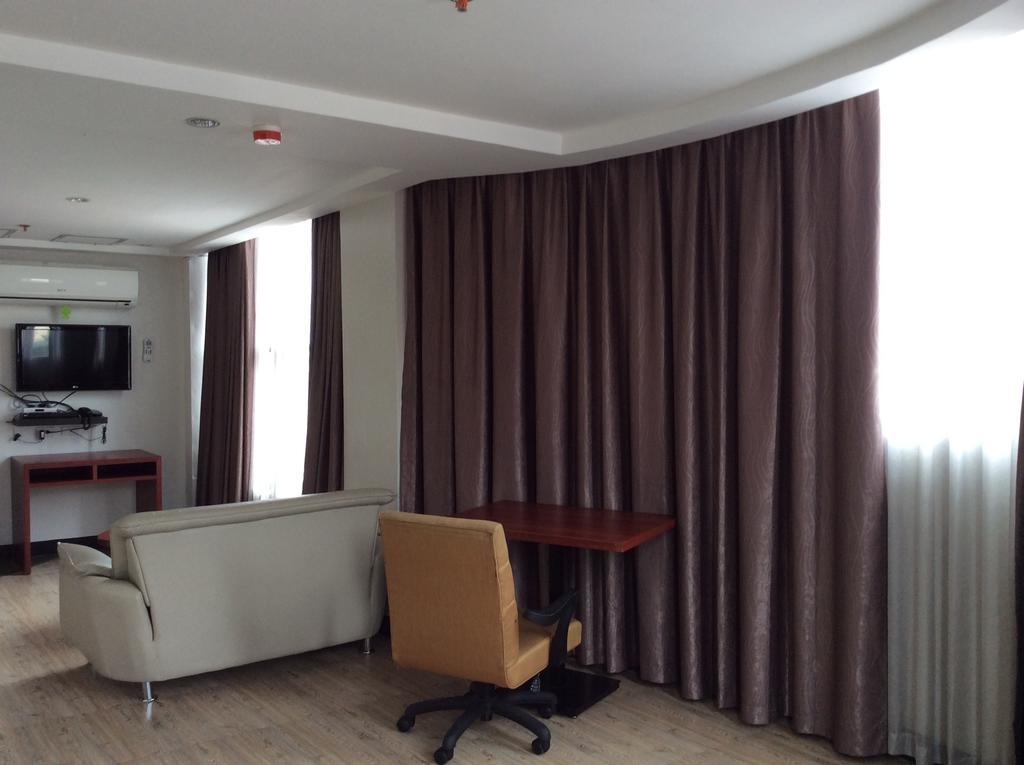 Cherry Midtown Hotel Olongapo Camera foto