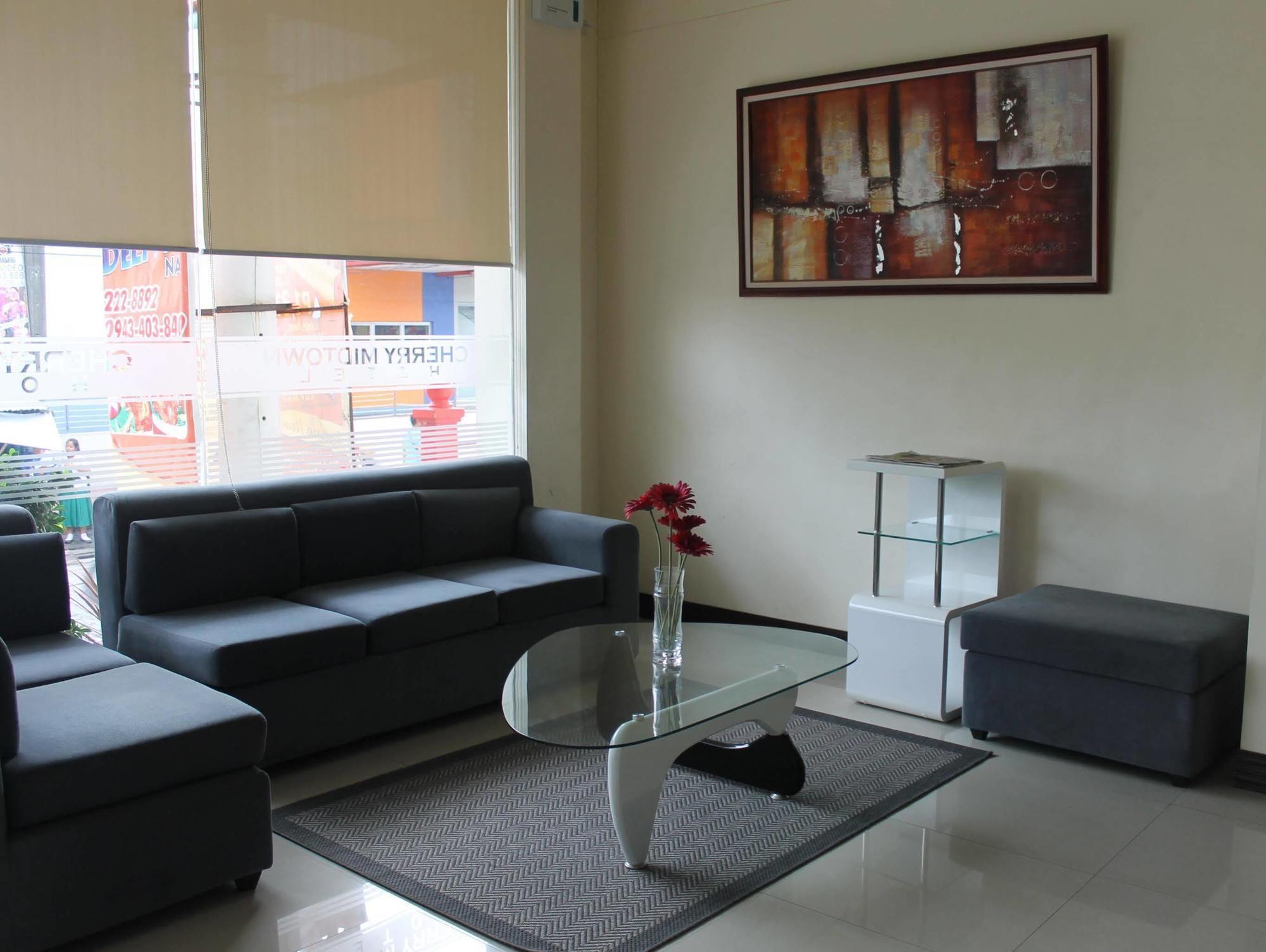 Cherry Midtown Hotel Olongapo Esterno foto